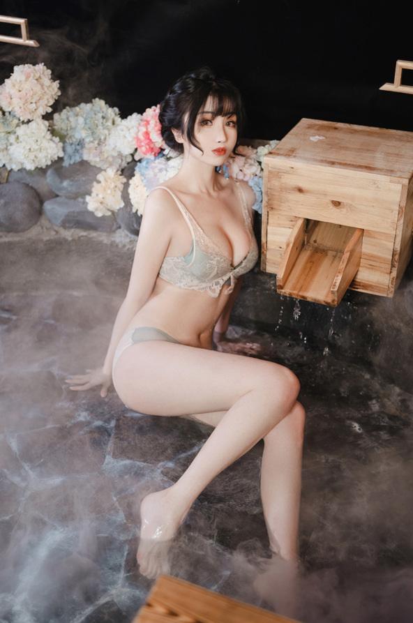 rioko凉凉子 – NO.080《年上の韵》温泉旅行[39P6V/512MB]